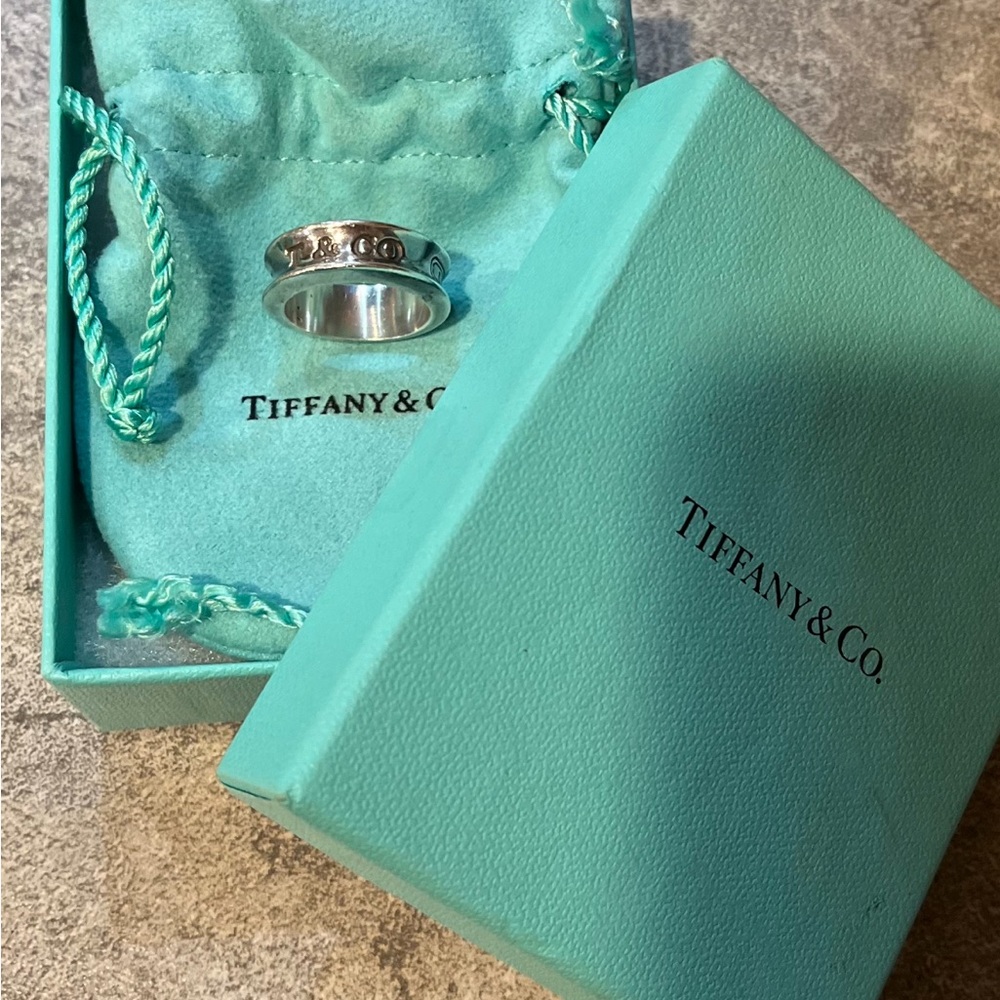 Tiffany & Co 1837 Sterling silver ladies band